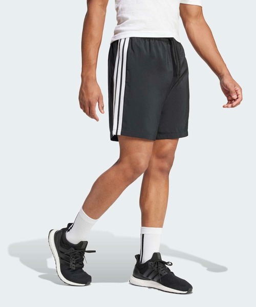 エッセンシャル スリーストライプス チェルシーショーツ / ハーフ