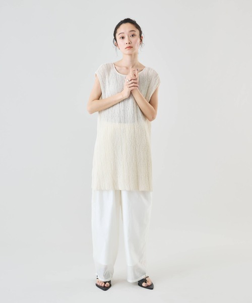 Muscat(マスカット)の「【セットアップ可】前後2WAY シアーリボンニットトップス(ニット/セーター・レディース・サンドベージュ/ブラック/ブルー・F)」の4枚目の写真