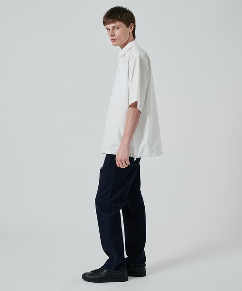 WHITE MOUNTAINEERING(ホワイトマウンテニアリング)の「【White Mountaineering】別注 DRAW CORD S/S POCKET SHIRTS(シャツ/ブラウス・メンズ・ブラック/ホワイト/ダークグレー/ネイビー・3/2/1)」の18枚目の写真