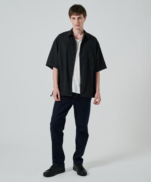 WHITE MOUNTAINEERING(ホワイトマウンテニアリング)の「【White Mountaineering】別注 DRAW CORD S/S POCKET SHIRTS(シャツ/ブラウス・メンズ・ブラック/ホワイト/ダークグレー/ネイビー・3/2/1)」の14枚目の写真