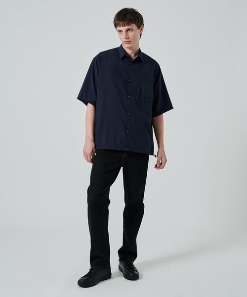 WHITE MOUNTAINEERING(ホワイトマウンテニアリング)の「【White Mountaineering】別注 DRAW CORD S/S POCKET SHIRTS(シャツ/ブラウス・メンズ・ブラック/ホワイト/ダークグレー/ネイビー・3/2/1)」の10枚目の写真