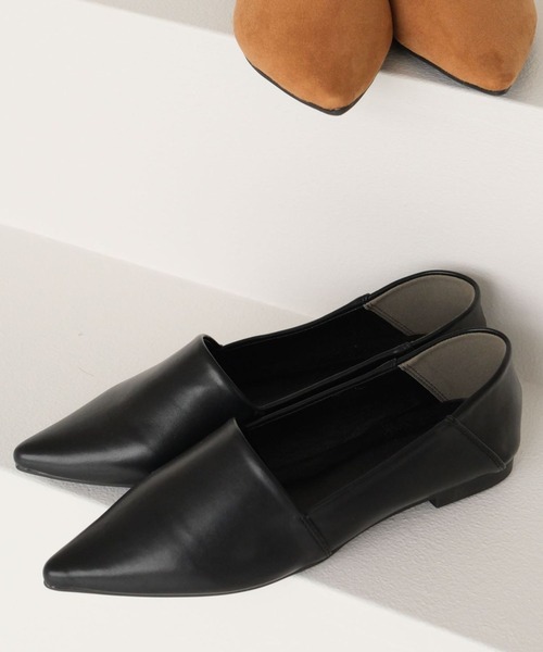 Elura（エルーラ）の「ポインテッドバブーシュ（パンプス・レディース・ブラック/ブラウン系その他・LARGE/MEDIUM/SMALL）」の2枚目の写真