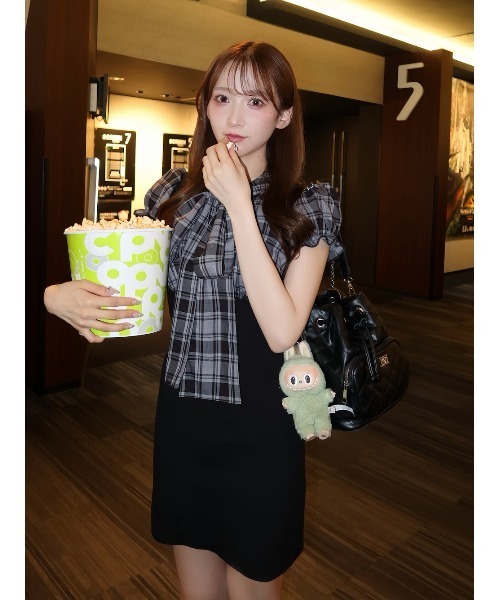 レイヤードライクボウタイニットミニワンピース（ワンピース