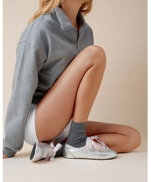 Repetto(レペット)の「Tennis Silk スニーカー - FRサイズ / V4230VEMD(スニーカー・レディース・シルバー・38/35/37)」の8枚目の写真