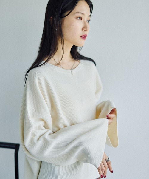 LEPSIM（レプシィム）の「12ゲージZIPワイドスリーブプルオーバー　497491（ニット/セーター・レディース・オフホワイト/ブラック/ボルドー/ブルー系その他/イエロー・FREE）」の12枚目の写真