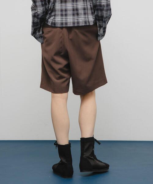 KBF(ケイビーエフ)の「フロントステッチショートパンツ(その他パンツ・レディース・ブラウン/グレー/ブラック・ONE)」の16枚目の写真
