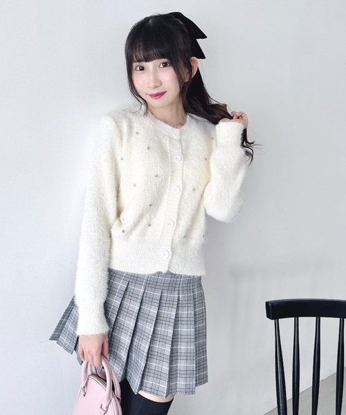 Loueme（ルエム）の「ビジューシャギーニットカーディガン（カーディガン/ボレロ・レディース・グレー/オフホワイト/ブラック・FREE）」の11枚目の写真