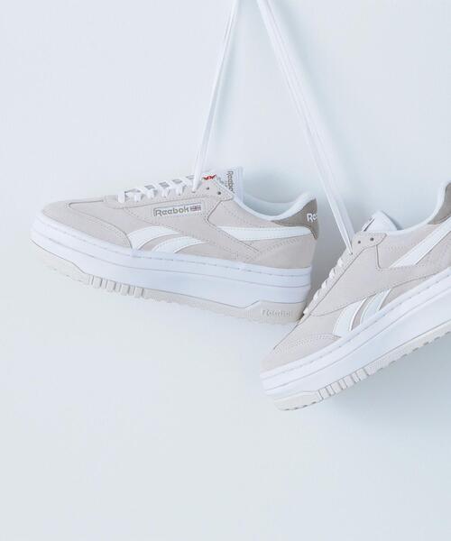 NATURAL BEAUTY BASIC(ナチュラルビューティーベーシック)の「【NATURAL BEAUTY BASIC 別注カラー:ベージュ】Reebok CAMPIO EXTRA シューズ(スニーカー・レディース・ベージュ/ホワイト・23.5cm/24.0cm/24.5cm)」の1枚目の写真
