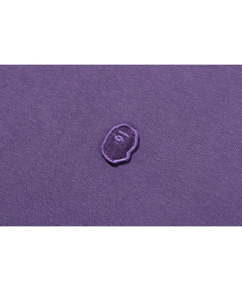 A BATHING APE(アベイシングエイプ)の「GARMENT DYE ONE POINT RELAXED FIT CREWNECK SWEATSHIRT(スウェット・メンズ・パープル/チャコール/レッド/オリーブ・MEDIUM/LARGE/X-LARGE/SMALL/XX-LARGE)」の11枚目の写真