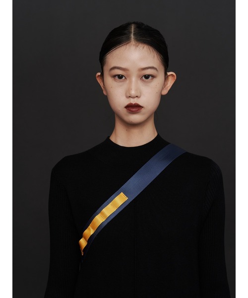 UN3D.(アンスリード)の「FAKE LEATHER PLUMP MINI BAG / フェイクレザープランプミニバッグ(ショルダーバッグ・レディース・ネイビー/ブラック・FREE)」の13枚目の写真