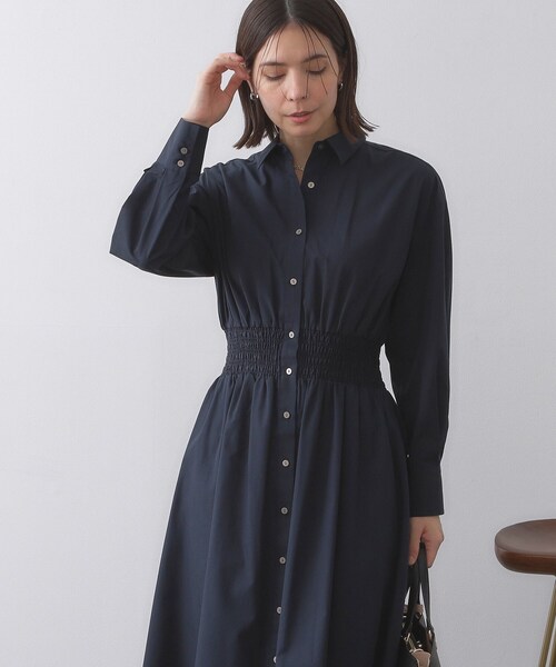 OPAQUE.CLIP（オペークドットクリップ）の「シャーリングフィット＆フレアシャツワンピース【洗濯機洗い可】（ワンピース・レディース・ネイビー/ブラウン系その他/ベージュ・42/40/36/38）」の20枚目の写真