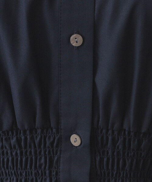 OPAQUE.CLIP（オペークドットクリップ）の「シャーリングフィット＆フレアシャツワンピース【洗濯機洗い可】（ワンピース・レディース・ネイビー/ブラウン系その他/ベージュ・42/40/36/38）」の11枚目の写真