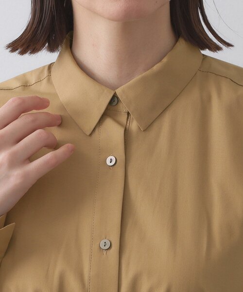 OPAQUE.CLIP（オペークドットクリップ）の「シャーリングフィット＆フレアシャツワンピース【洗濯機洗い可】（ワンピース・レディース・ネイビー/ブラウン系その他/ベージュ・42/40/36/38）」の7枚目の写真