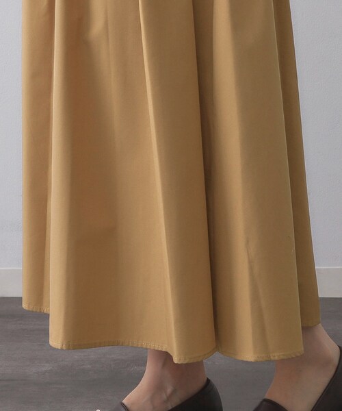 OPAQUE.CLIP（オペークドットクリップ）の「シャーリングフィット＆フレアシャツワンピース【洗濯機洗い可】（ワンピース・レディース・ネイビー/ブラウン系その他/ベージュ・42/40/36/38）」の4枚目の写真