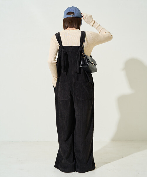 FREAK'S STORE（フリークスストア）の「限定展開　カット コーデュロイ サロペット（サロペット/オーバーオール・レディース・ベージュ/ネイビー/ブラウン/ブラック/ナチュラル・ﾌﾘ-/MEDIUM）」の20枚目の写真