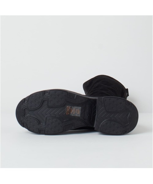 +diana（プラスダイアナ）の「【軽量】厚底ストレッチロングブーツ（ブーツ・レディース・ダークベージュ/ブラック・21.5cm/22.0cm/22.5cm/23.0cm/23.5cm/24.0cm/24.5cm/25.0cm/25.5cm）」の9枚目の写真