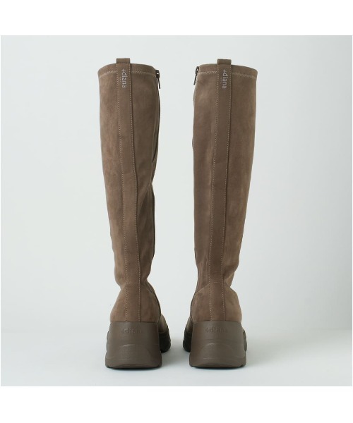 +diana（プラスダイアナ）の「【軽量】厚底ストレッチロングブーツ（ブーツ・レディース・ダークベージュ/ブラック・21.5cm/22.0cm/22.5cm/23.0cm/23.5cm/24.0cm/24.5cm/25.0cm/25.5cm）」の13枚目の写真