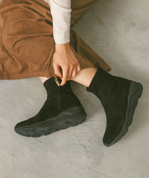 BAYFLOW（ベイフロー）の「【撥水加工/23～25㎝展開】スニーカーブーツ / ニットショートブーツ（ブーツ・レディース・ブラック×ホワイト/ブラック系その他/ブラック×ブラック・MEDIUM/X-LARGE/SMALL/LARGE）」の9枚目の写真