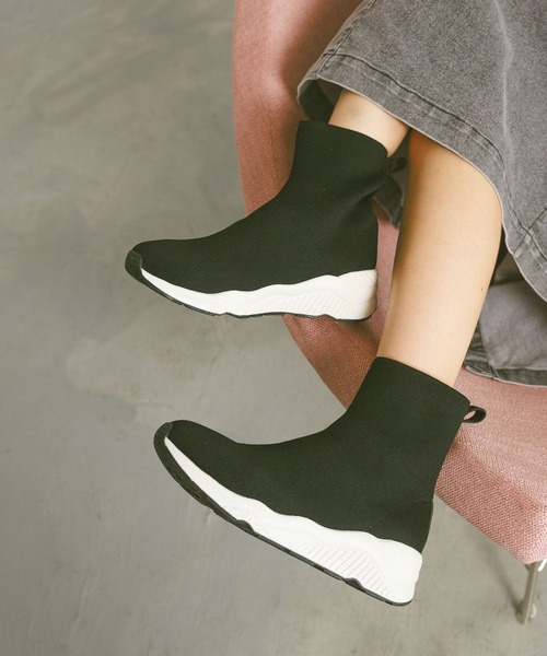 BAYFLOW（ベイフロー）の「【撥水加工/23～25㎝展開】スニーカーブーツ / ニットショートブーツ（ブーツ・レディース・ブラック×ホワイト/ブラック系その他/ブラック×ブラック・MEDIUM/X-LARGE/SMALL/LARGE）」の10枚目の写真