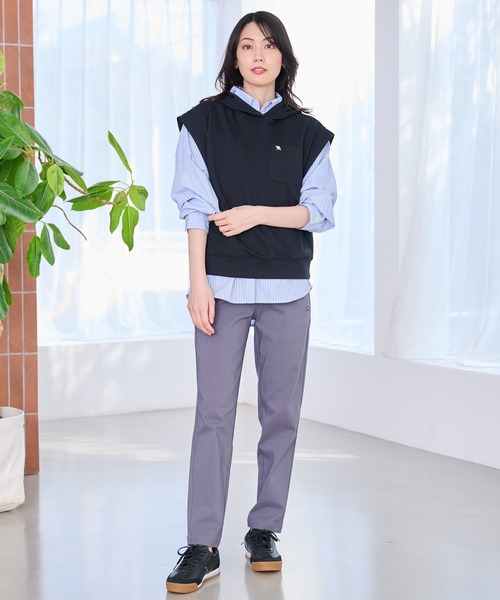 Arnold Palmer（アーノルドパーマー）の「パーカーベスト + シャツ レイヤードセット（アンサンブル・レディース・ブラック/杢グレー/グレイッシュベージュ・L/M/S）」の4枚目の写真