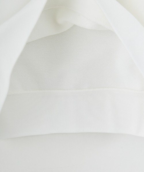 LACOSTE（ラコステ）の「[LACOSTE / ラコステ] ワンポイントロゴ クルーネックスウェット（スウェット・レディース・ブラック/ベージュ/ホワイト・5/4/6）」の7枚目の写真