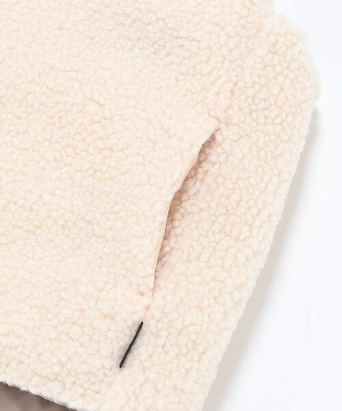 COMME CA ISM（コムサイズム）の「【リバーシブル】中綿ベスト（ベスト・キッズ・ブラック/キャメル・110cm/100cm/120cm/130cm/140cm/150cm）」の7枚目の写真