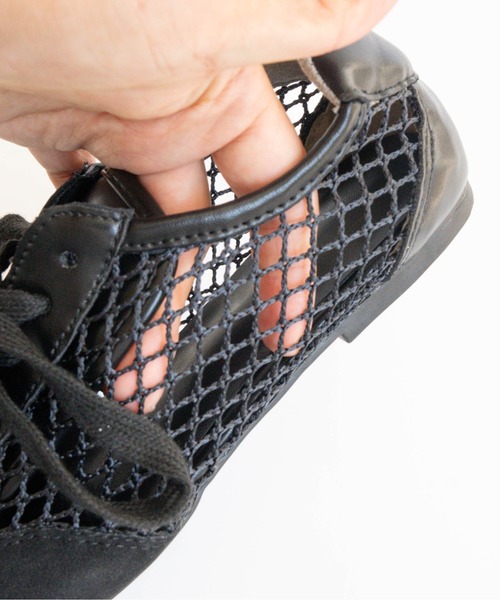 Fabby fabby（ファビィーファビィー）の「メッシュサッカーシューズ（スニーカー・レディース・オフホワイト/ブラック・SMALL/MEDIUM/LARGE）」の8枚目の写真