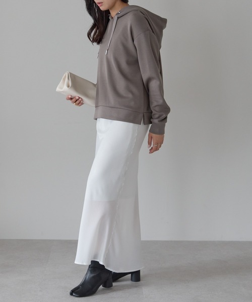 Fizz（フィズ）の「ダンボール脇スリットパーカー（パーカー・レディース・モカ/チャコール/ブラック/アイボリー/グレー/グレイッシュブルー・M）」の9枚目の写真