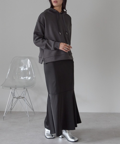 Fizz（フィズ）の「ダンボール脇スリットパーカー（パーカー・レディース・モカ/チャコール/ブラック/アイボリー/グレー/グレイッシュブルー・M）」の15枚目の写真