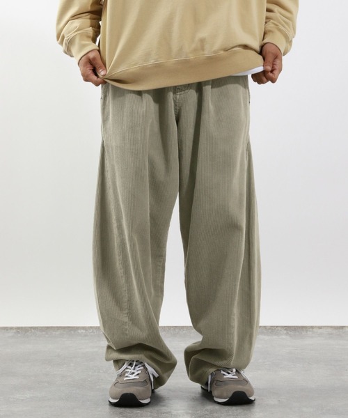 BAYFLOW(ベイフロー)の「コーデュロイワイドパンツ(その他パンツ・メンズ・グレイッシュベージュ/チャコールグレー・MEDIUM/LARGE)」の7枚目の写真