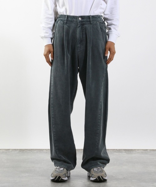 BAYFLOW(ベイフロー)の「コーデュロイワイドパンツ(その他パンツ・メンズ・グレイッシュベージュ/チャコールグレー・MEDIUM/LARGE)」の17枚目の写真