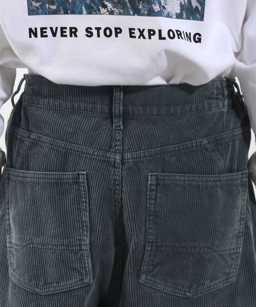BAYFLOW(ベイフロー)の「コーデュロイワイドパンツ(その他パンツ・メンズ・グレイッシュベージュ/チャコールグレー・MEDIUM/LARGE)」の22枚目の写真