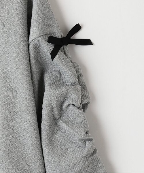 by LOVEiT(バイラビット)の「リボンプルオーバー(スウェット・キッズ・オフホワイト/グレー系・120cm/140cm/150cm/130cm/160cm)」の7枚目の写真