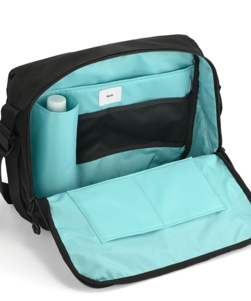 ace.(エース)の「エースジーン ショルダーバッグ ラグレンティスクロス A4サイズ収納可能 13.3inchPC収納 16L 810g 68797(ショルダーバッグ・メンズ・ブラック/ダークグレー・FREE)」の6枚目の写真
