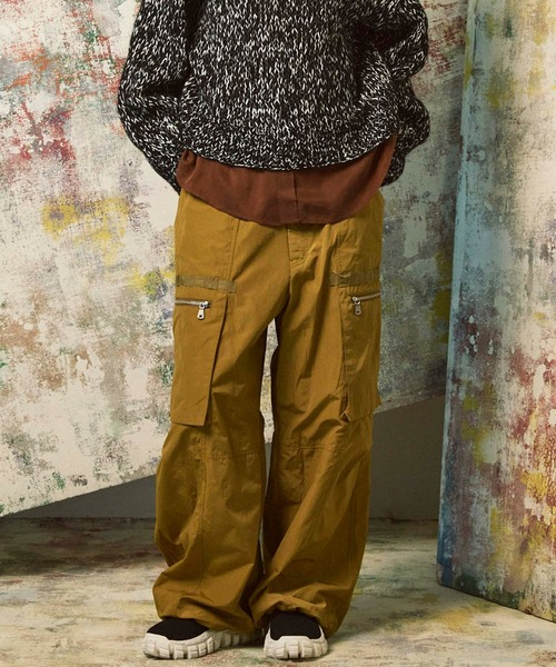 MAISON SPECIAL（メゾンスペシャル）の「《UNISEX》Big Pocket Wide Pants/ビッグポケットワイドパンツ【MAISON SPECIAL/メゾンスペシャル】■セットアップ対応■（カーゴパンツ・メンズ・ネイビー/キャメル/ブラウン/カーキ・0/2/1）」の4枚目の写真