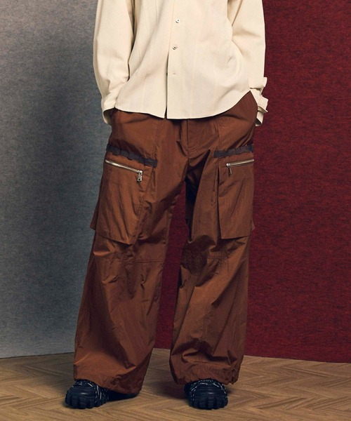 MAISON SPECIAL（メゾンスペシャル）の「《UNISEX》Big Pocket Wide Pants/ビッグポケットワイドパンツ【MAISON SPECIAL/メゾンスペシャル】■セットアップ対応■（カーゴパンツ・メンズ・ネイビー/キャメル/ブラウン/カーキ・0/2/1）」の6枚目の写真