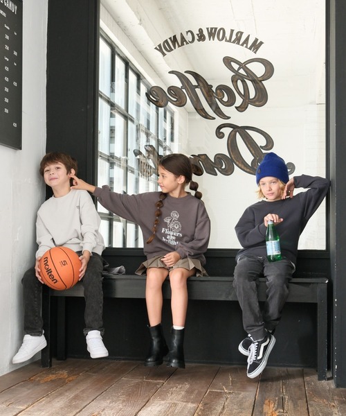 GLOBAL WORK（グローバルワーク）の「ヘビロテスウェットプリント長袖/579709（スウェット・キッズ・ライトグレー/ミント/ピンク/グリーン/チャコールグレー/ブルー/ブラック/グレイッシュベージュ/ダークグレー/ブルー系その他4・130cm/140cm/150cm/160cm）」の15枚目の写真