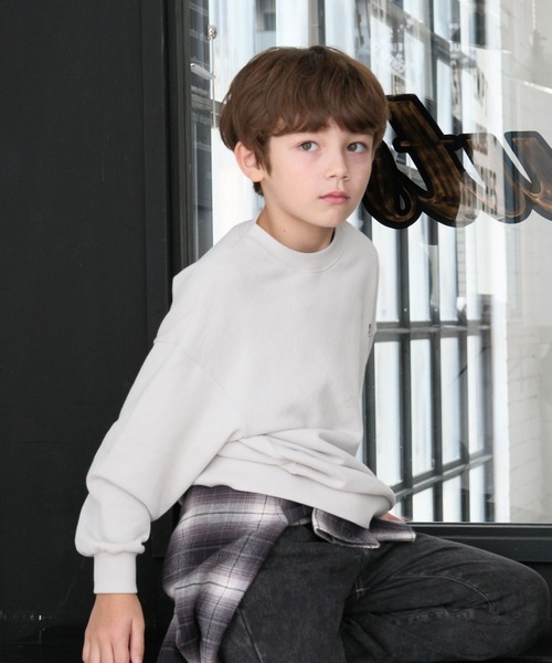 GLOBAL WORK（グローバルワーク）の「ヘビロテスウェットプリント長袖/579709（スウェット・キッズ・ライトグレー/ミント/ピンク/グリーン/チャコールグレー/ブルー/ブラック/グレイッシュベージュ/ダークグレー/ブルー系その他4・130cm/140cm/150cm/160cm）」の11枚目の写真