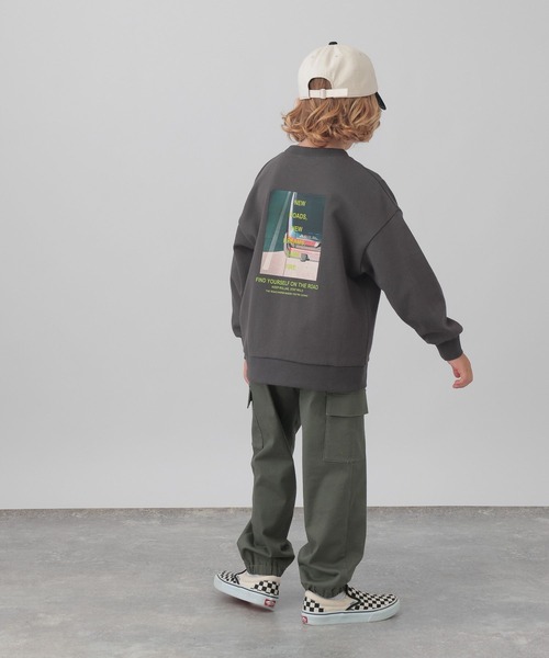 GLOBAL WORK（グローバルワーク）の「ヘビロテスウェットプリント長袖/579709（スウェット・キッズ・ライトグレー/ミント/ピンク/グリーン/チャコールグレー/ブルー/ブラック/グレイッシュベージュ/ダークグレー/ブルー系その他4・130cm/140cm/150cm/160cm）」の21枚目の写真