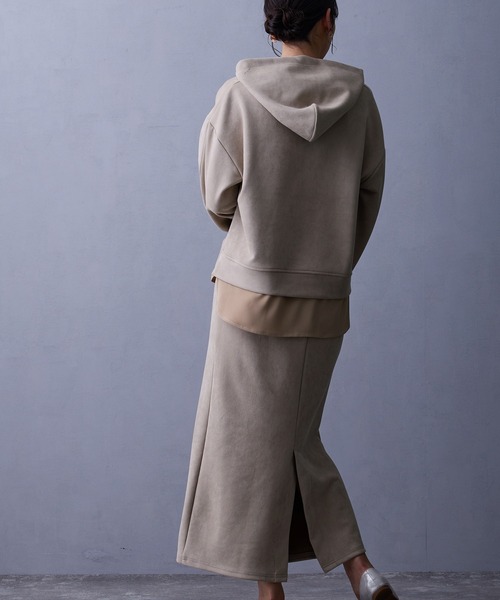 NICOLE white（ニコルホワイト）の「【セットアップ】フードプルオーバー×ロングスカート（ワンピース・レディース・チャコール/グレー・FREE）」の6枚目の写真