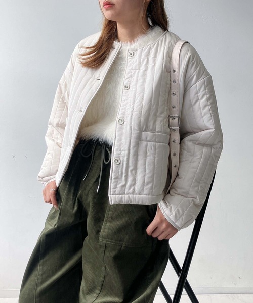 キルティングノーカラージャケットアイボリー　タグ付き未使用品 セール】♪ノーカラーキルティングジャケット（ノーカラージャケット