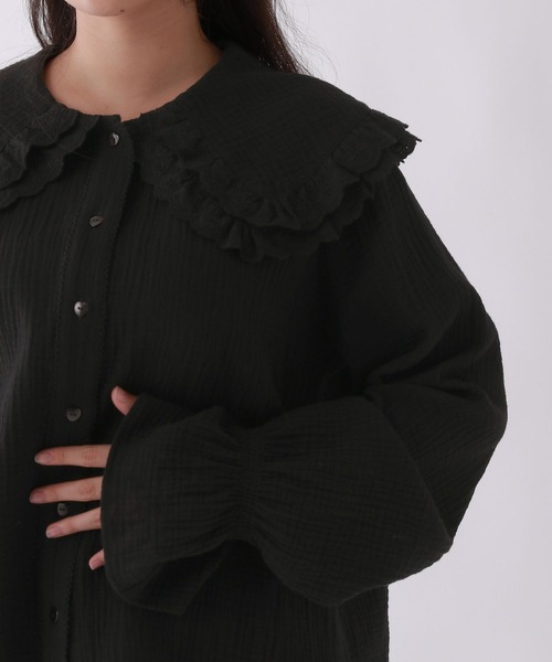 repipi armario（レピピ アルマリオ）の「【girly line】BIGエリブラウス（シャツ/ブラウス・キッズ・サックスブルー/ブラック/オフホワイト・LARGE/MEDIUM/SMALL）」の15枚目の写真