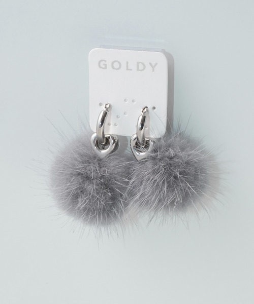 GOLDY(ゴールディ)の「ミンク ファー ×メタル ハート ピアス(ピアス(両耳用)・レディース・ブラウン/アイボリー/グレー・FREE)」の6枚目の写真