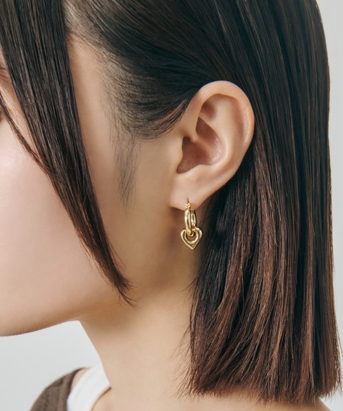 GOLDY(ゴールディ)の「ミンク ファー ×メタル ハート ピアス(ピアス(両耳用)・レディース・ブラウン/アイボリー/グレー・FREE)」の10枚目の写真