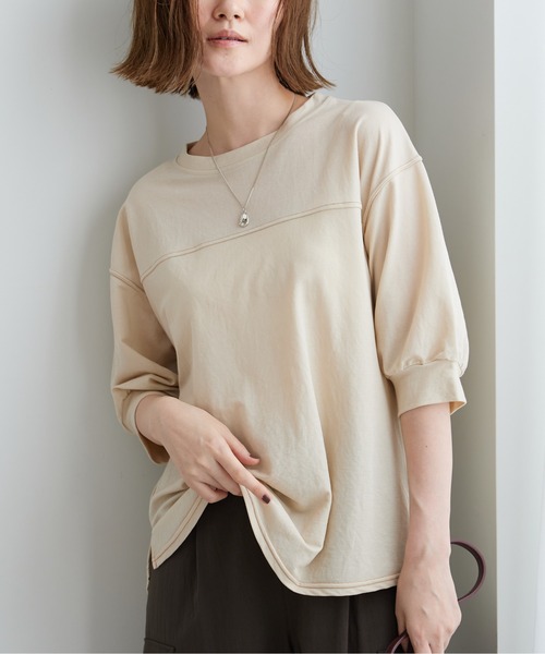 BELLUNA PLUS(ベルーナ)の「配色ステッチデザインプルオーバー(Tシャツ/カットソー・レディース・ベージュ/ブルー・LARGE/MEDIUM/X-LARGE)」の7枚目の写真