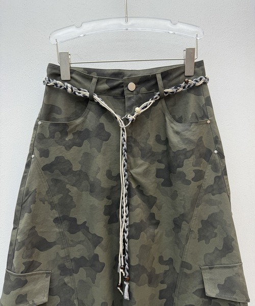 VEILA(ヴェイラ)の「カモフラージュワイドカーゴパンツ(カーゴパンツ・レディース・カーキ・S/M/L)」の20枚目の写真