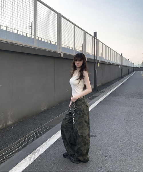 VEILA(ヴェイラ)の「カモフラージュワイドカーゴパンツ(カーゴパンツ・レディース・カーキ・S/M/L)」の16枚目の写真