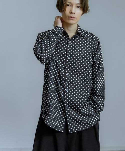 improves（インプローブス）の「ドットパターン オーバーサイズ 長袖 レギュラーシャツ（シャツ/ブラウス・メンズ・ブラック/ブラック系・X-LARGE/LARGE/MEDIUM/SMALL）」の3枚目の写真