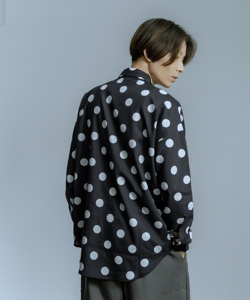 improves（インプローブス）の「ドットパターン オーバーサイズ 長袖 レギュラーシャツ（シャツ/ブラウス・メンズ・ブラック/ブラック系・X-LARGE/LARGE/MEDIUM/SMALL）」の9枚目の写真