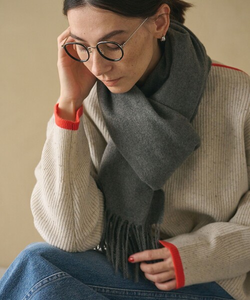 BEAUTY&YOUTH UNITED ARROWS(ビューティーアンドユースユナイテッドアローズ)の「ソフト ソリッド ストール(ストール/ショール・レディース・ベージュ/レッド/オフホワイト/グレー系・FREE)」の8枚目の写真